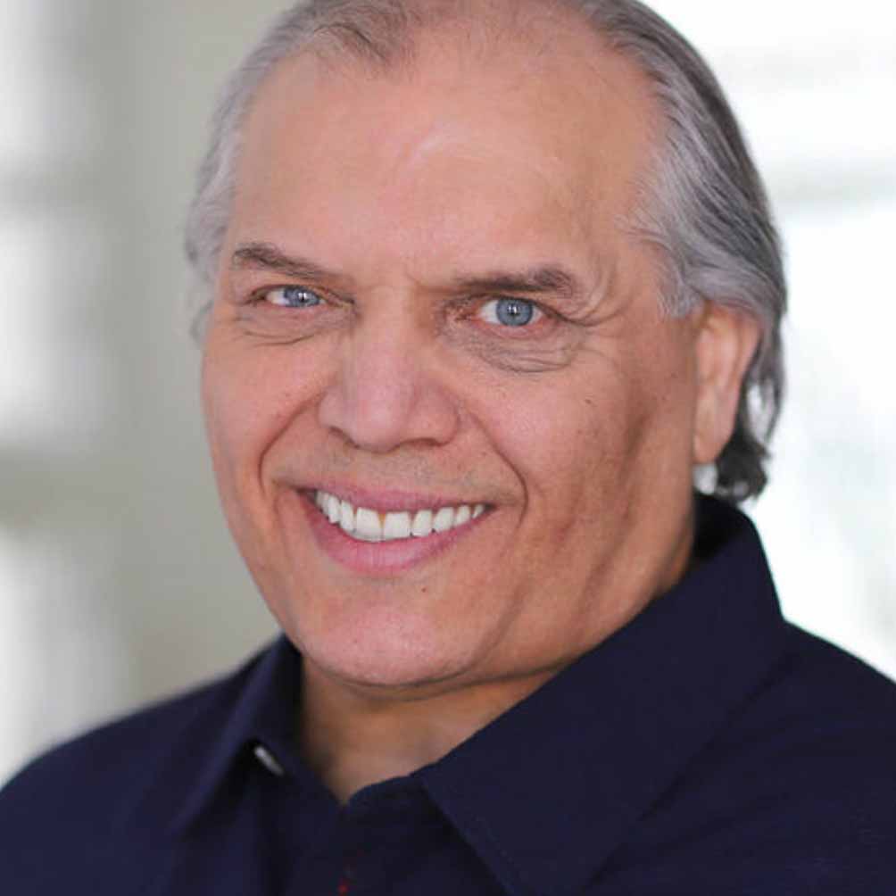headshot of Armen Garo